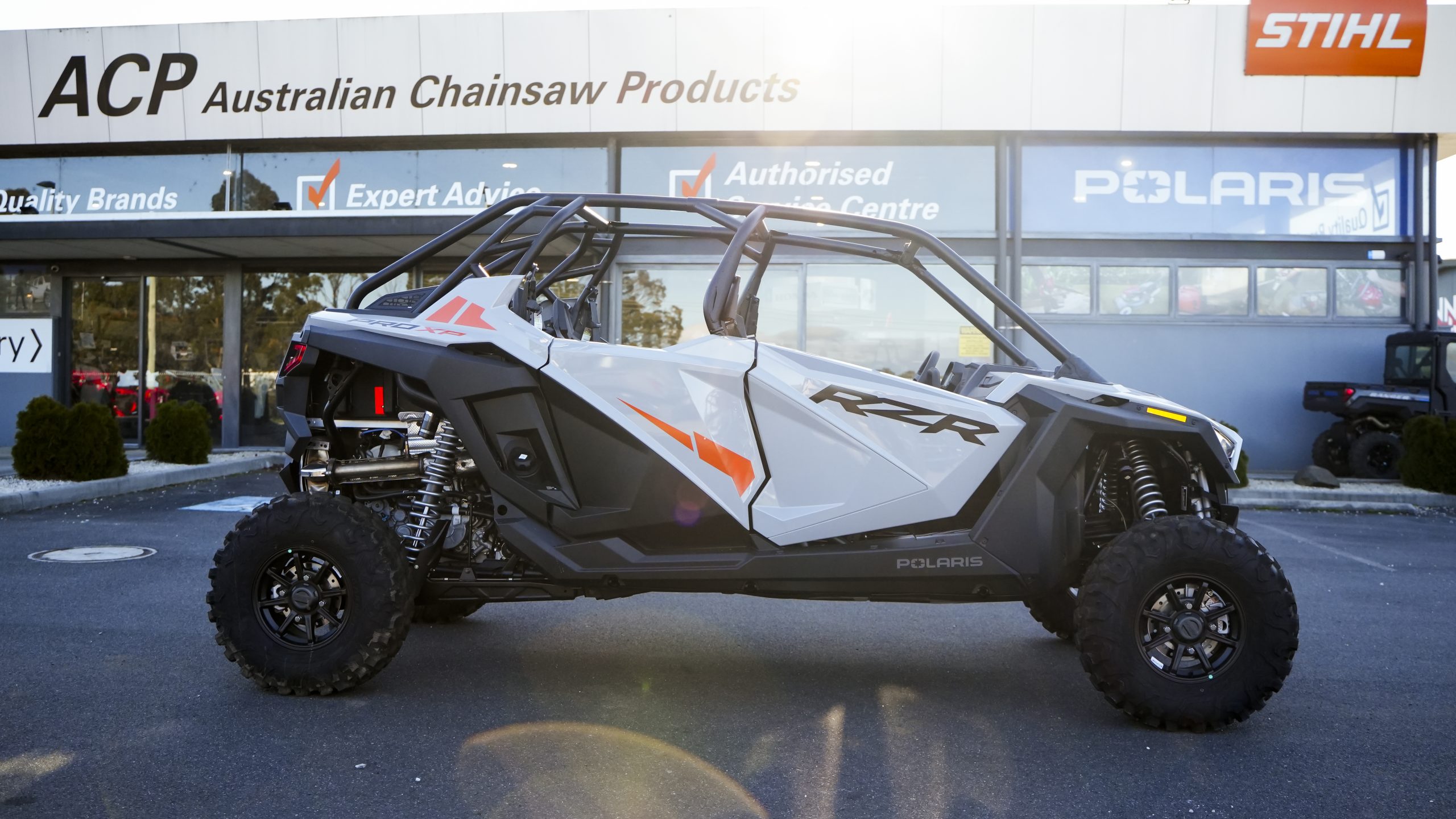 Polaris RZR Pro XP 4 – High‑Performance 4‑Seater