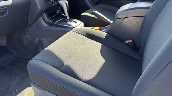 2016 Isuzu DMax Extra Cab - Image 6