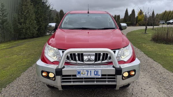 2016 MQ Mitsubishi Triton GLS Dual Cab 4X4 - Image 3