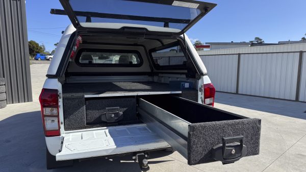 2016 Isuzu DMax Extra Cab - Image 3