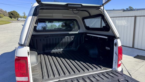 2022 Volkswagen Amarok 4X4 TDI420 - Image 4