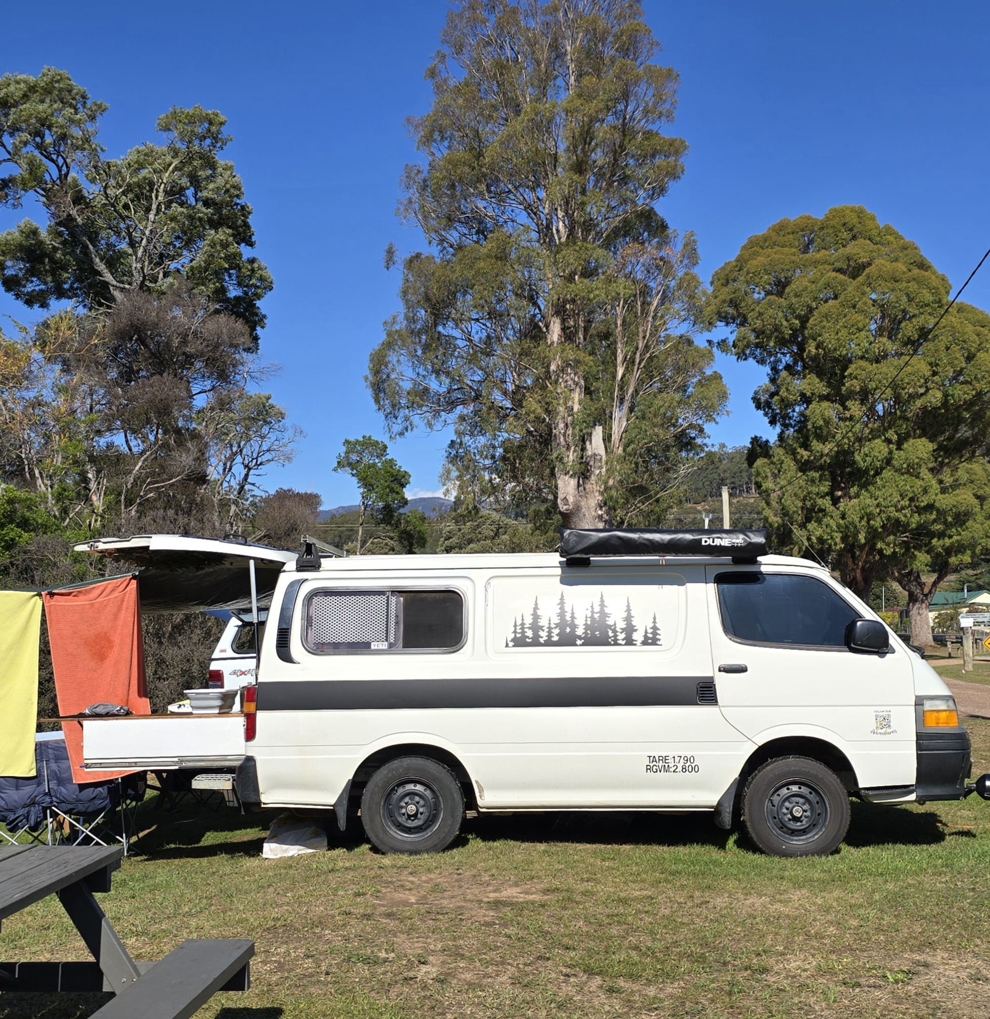 2003 Toyota Hiace
