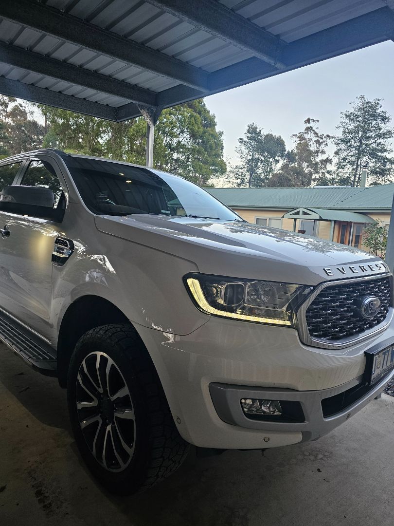 2021 Ford Everest