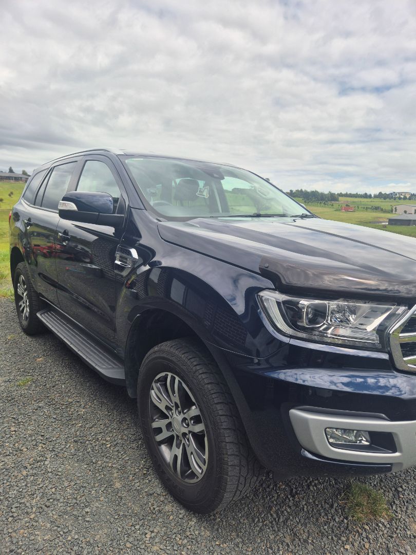 2020 Ford Everest