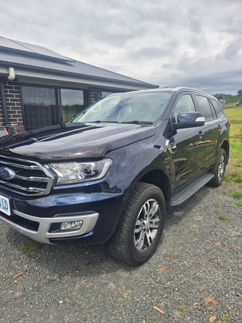 2020 Ford Everest