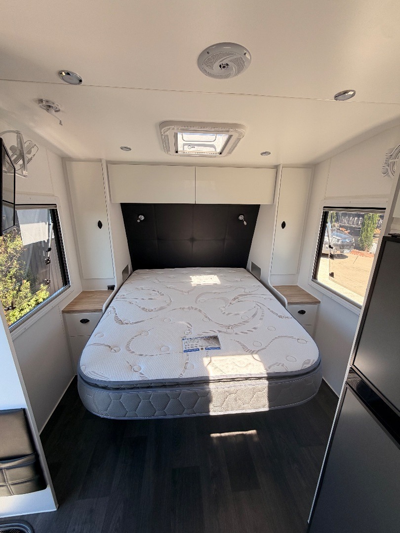 2023 Trident Palladium