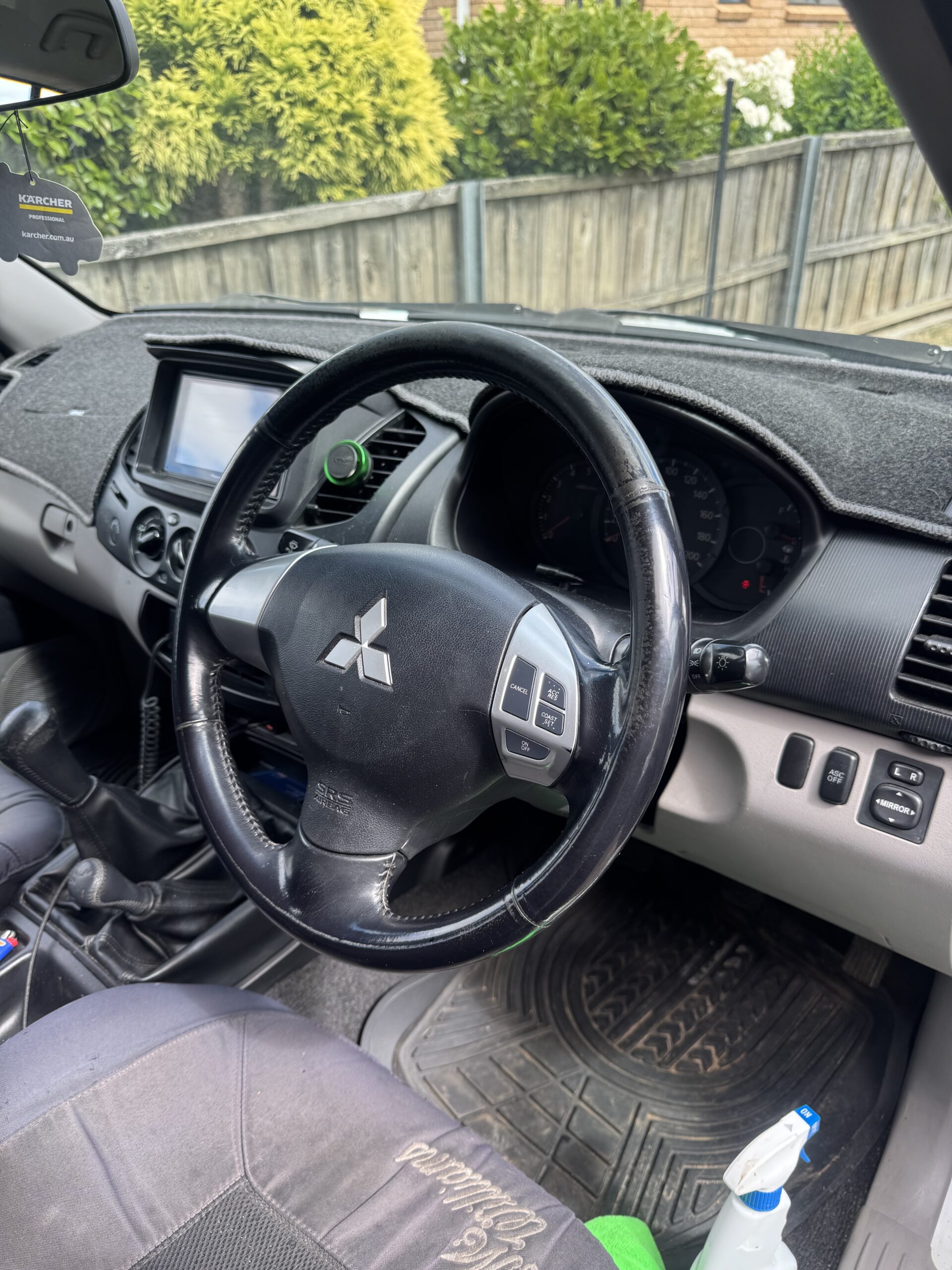 2010 Mitsubishi Triton