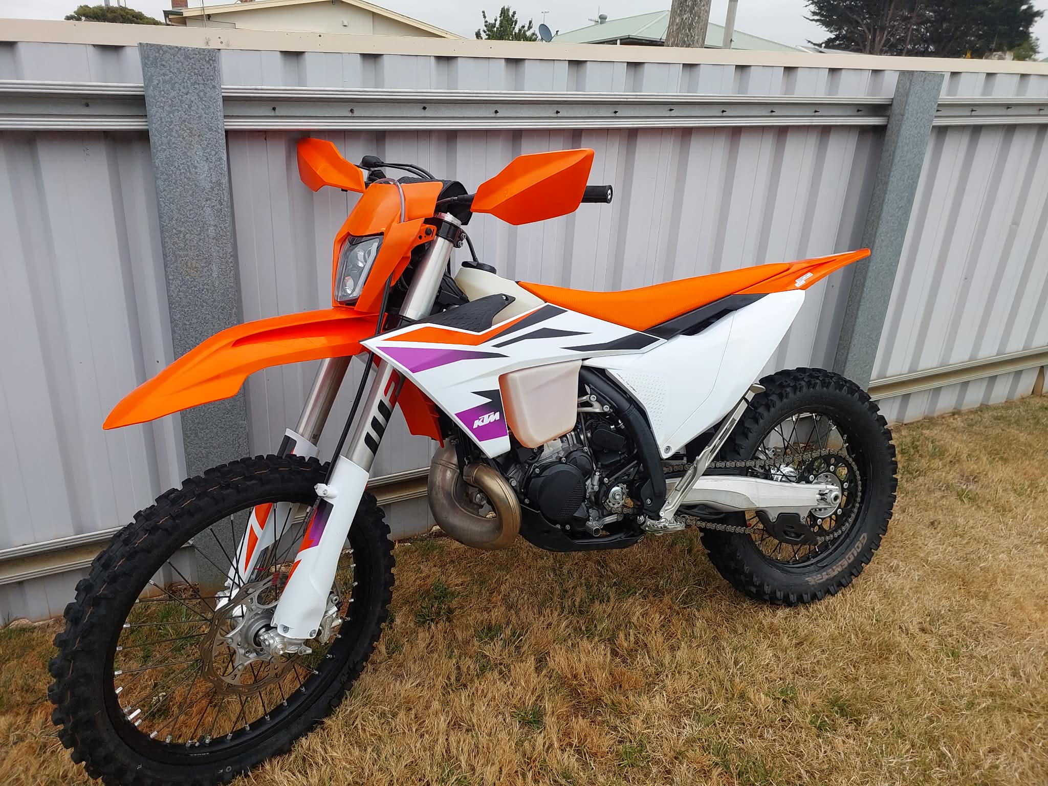 2024 KTM 300