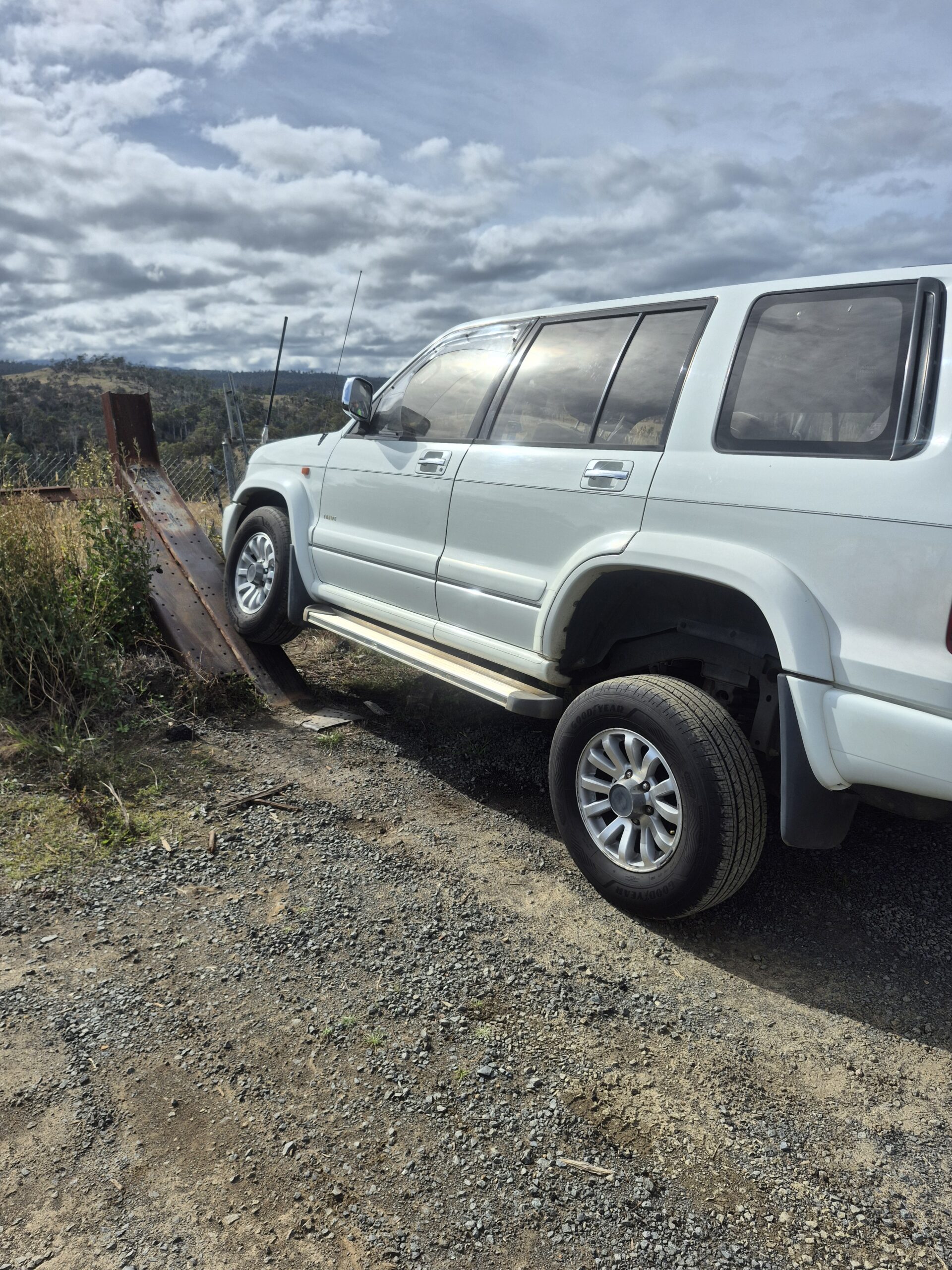 2002 Holden Jackaroo