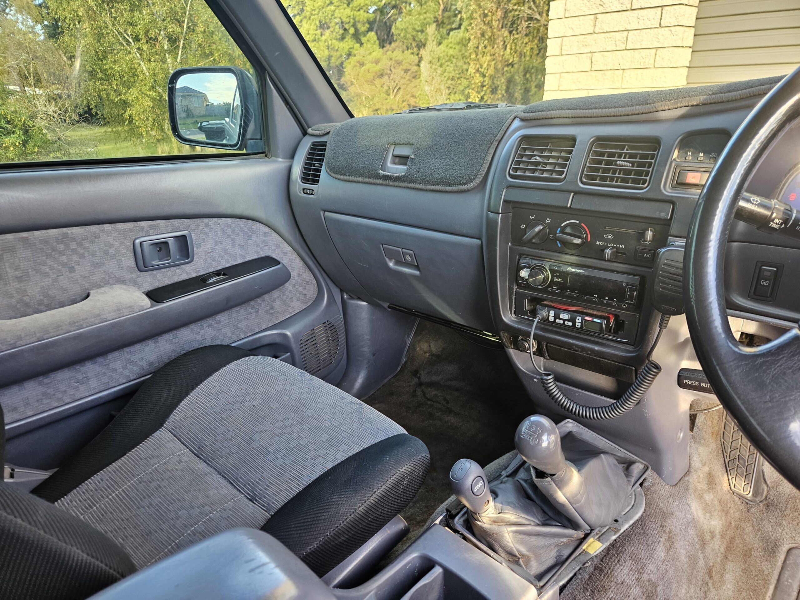 2003 Toyota Hilux