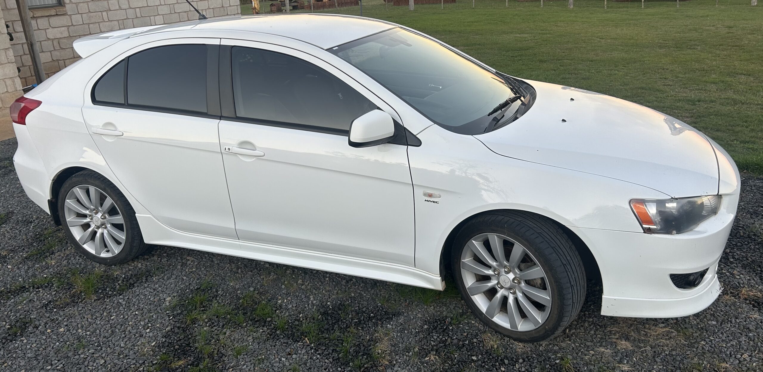 Mitsubishi Lancer