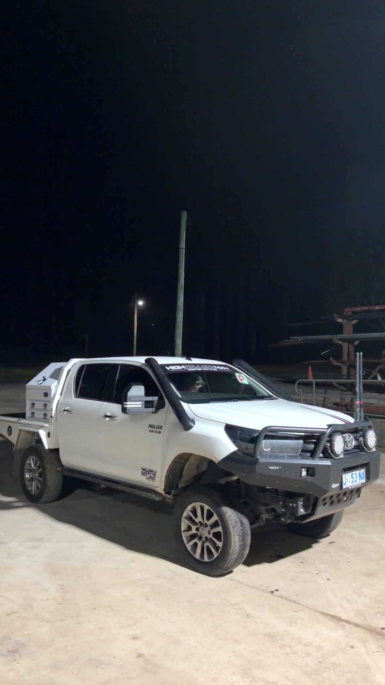 2016 Toyota Hilux