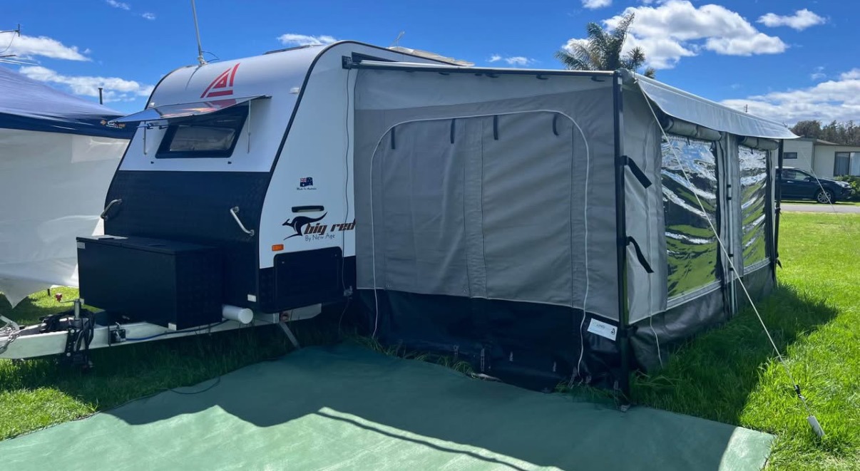 2018 New Age Caravans BIG RED