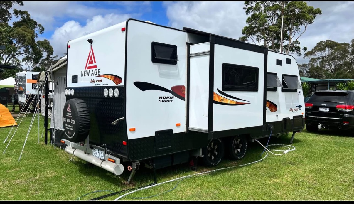 2018 New Age Caravans BIG RED