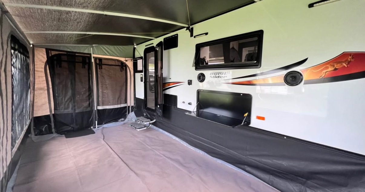 2018 New Age Caravans BIG RED