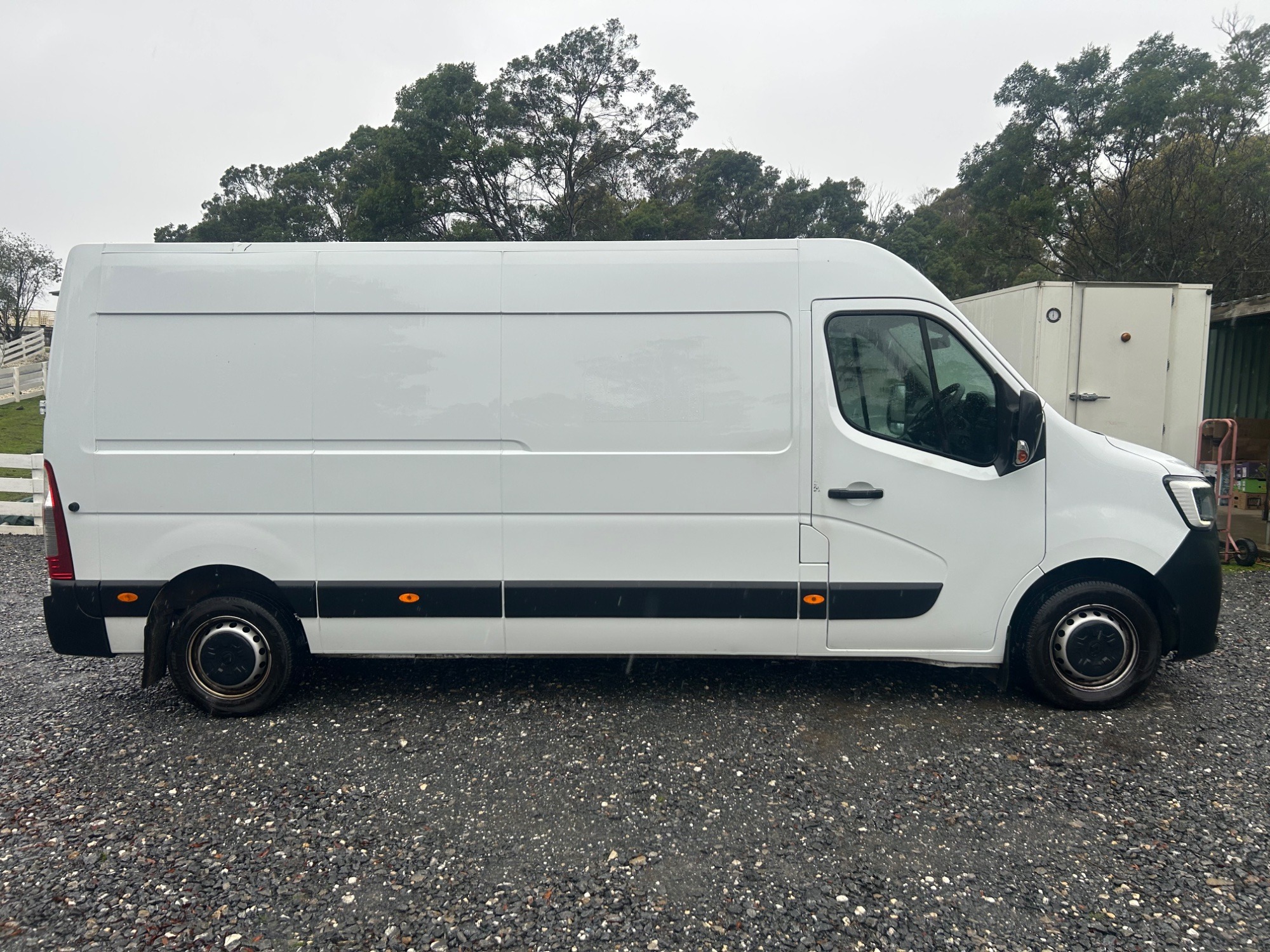 2022 Renault Master