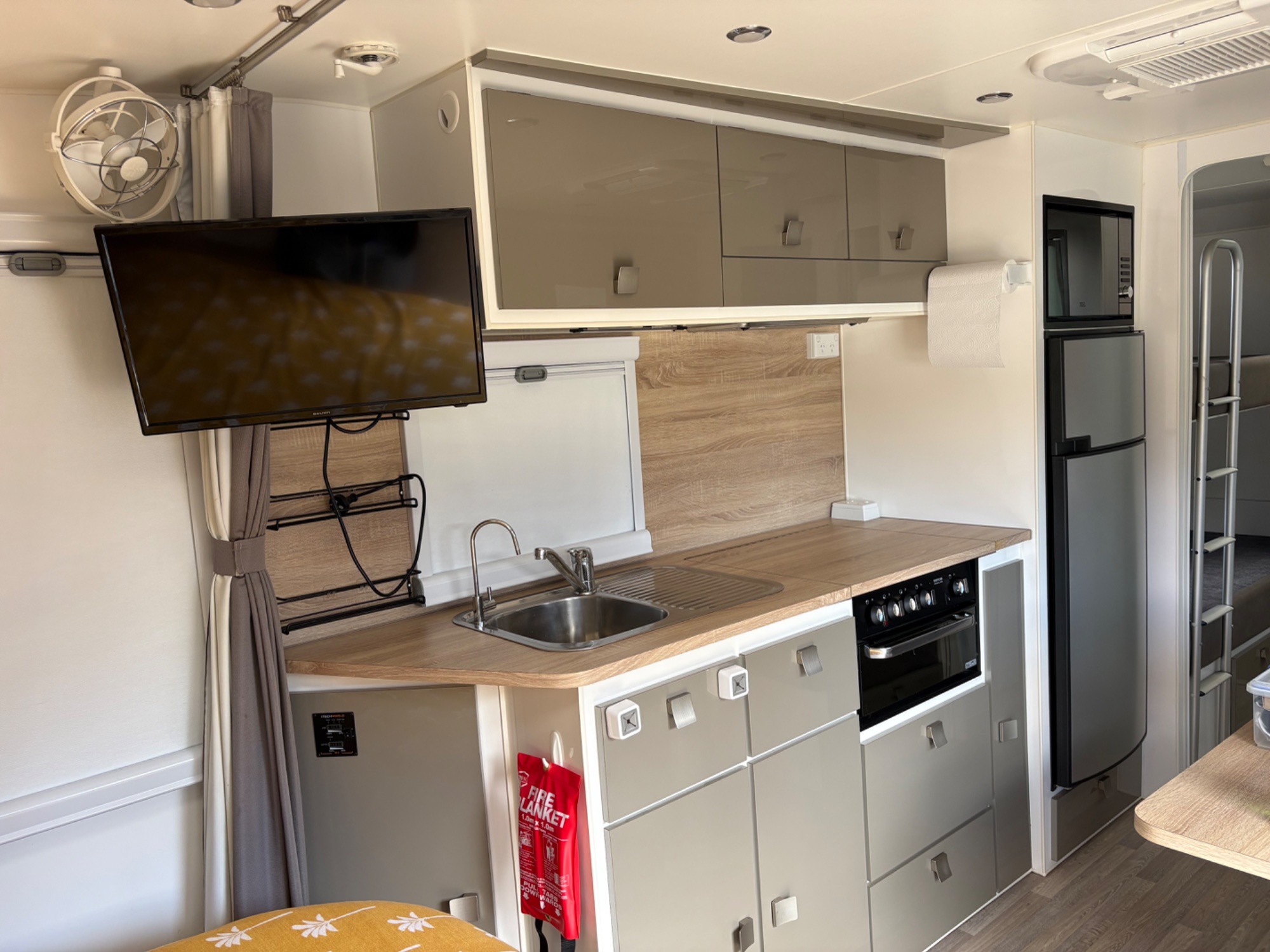 2018 Essential Caravans Grant Cruiser