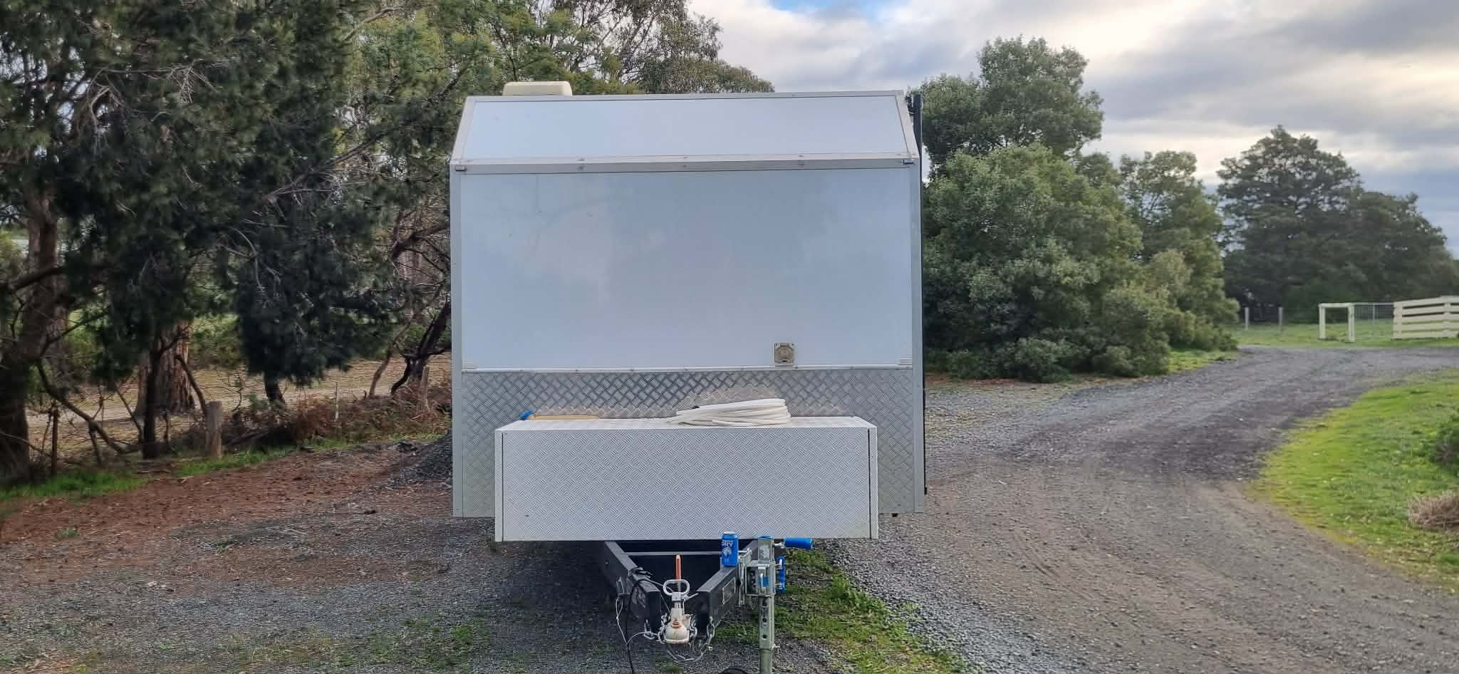 2022 Enclosed trailer Toy hauler
