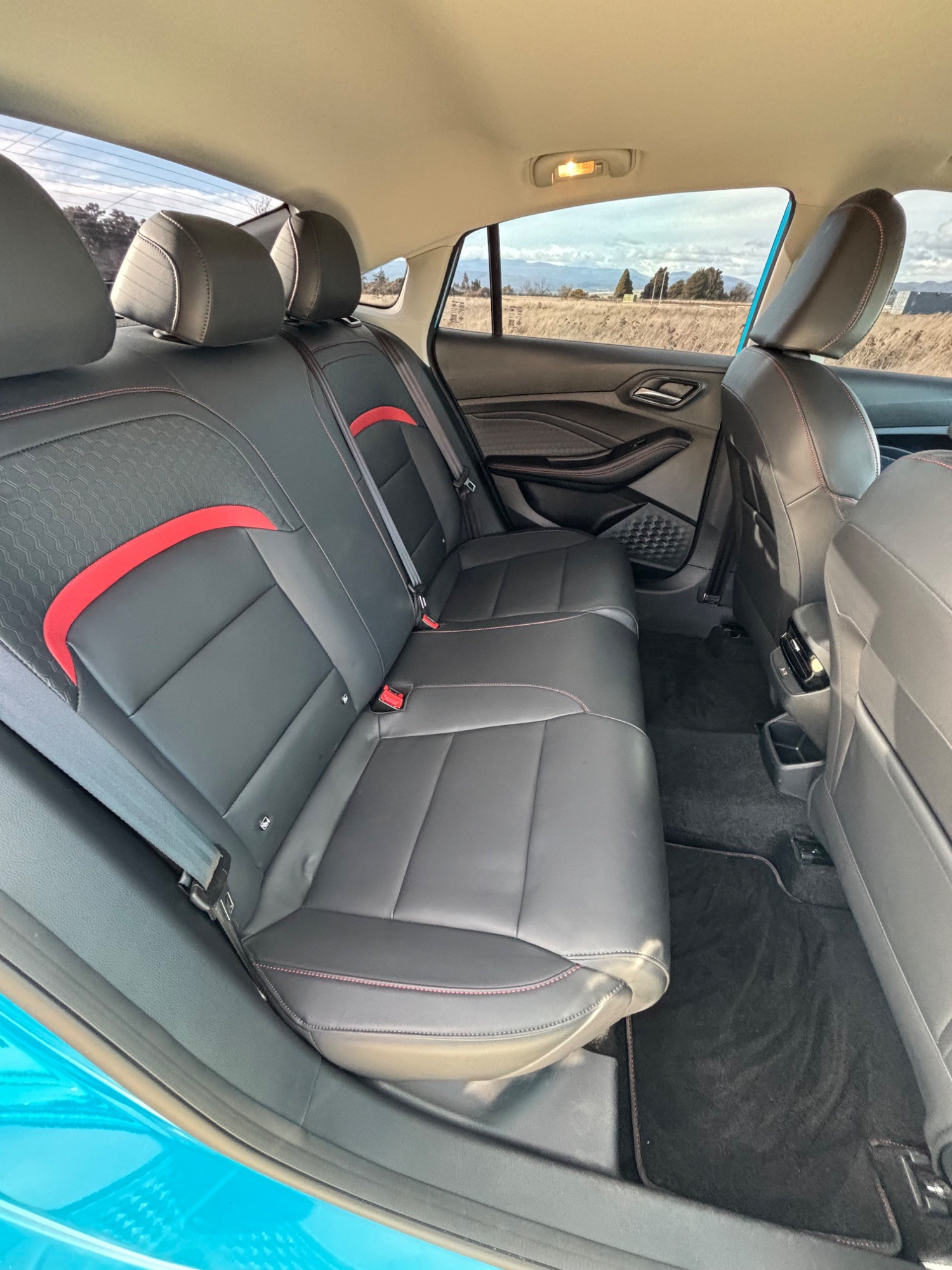 2024 MG MG5
