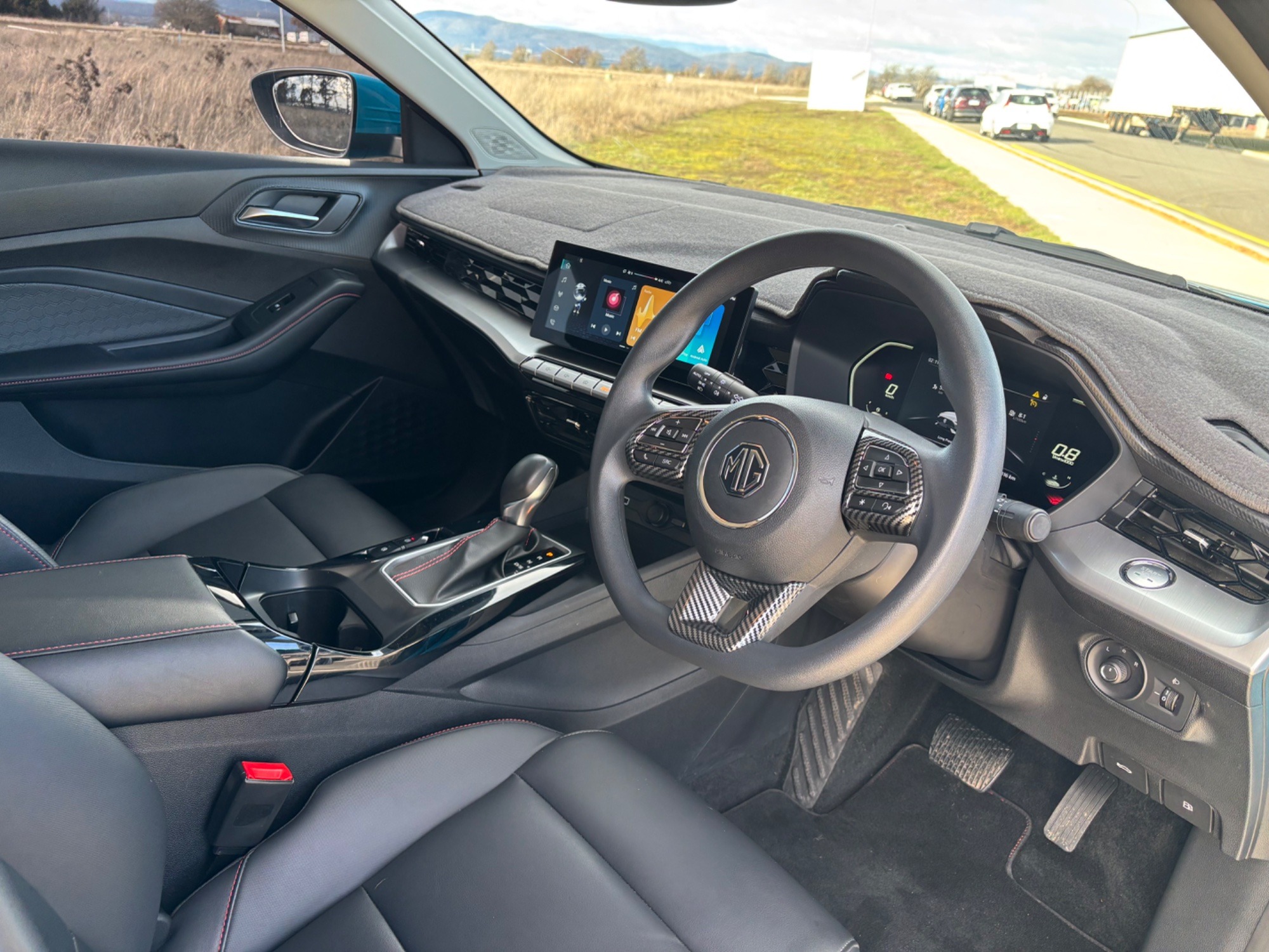 2024 MG MG5
