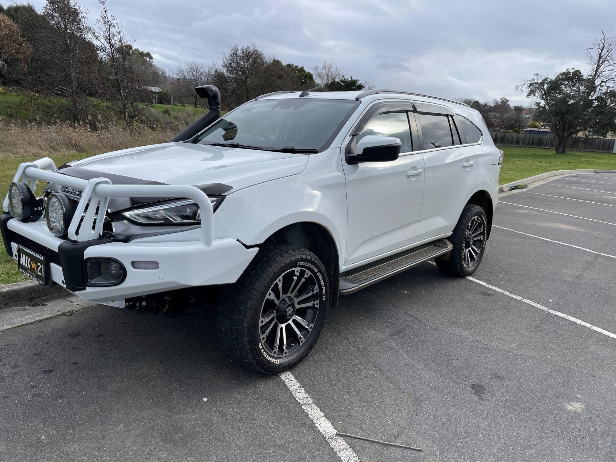 2021 Isuzu MU-X