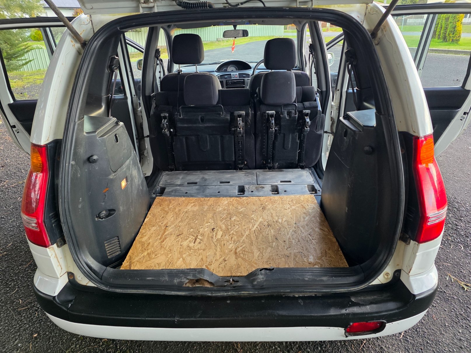 2002 Hyundai Elantra LaVita
