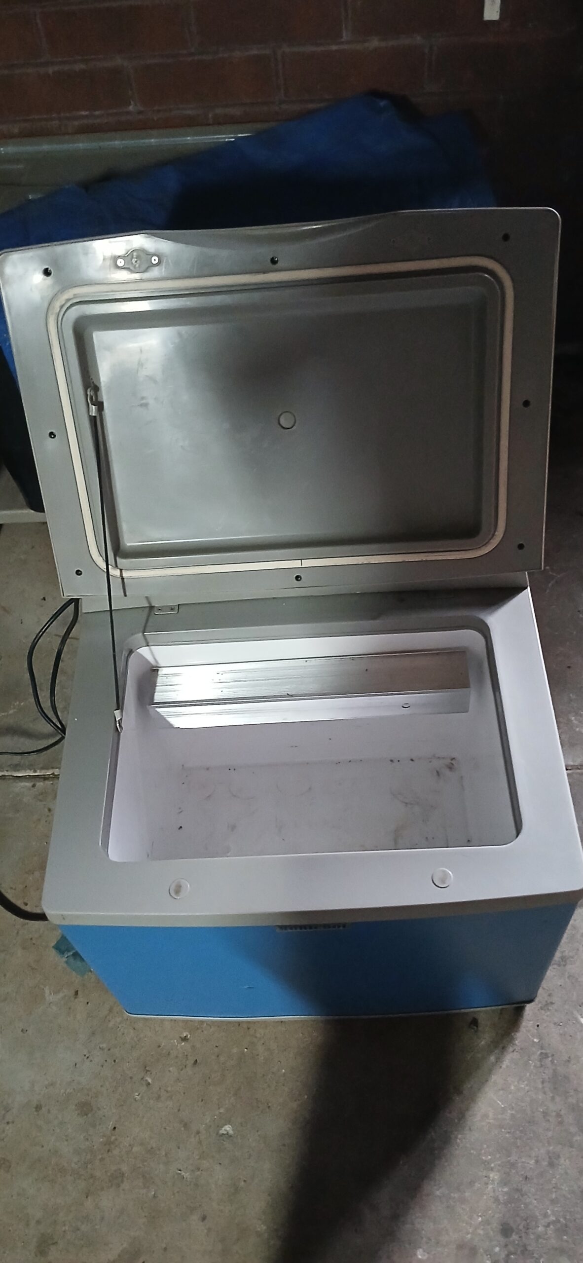 Fridge Mobicool..12v 240v and gas ..good condition
