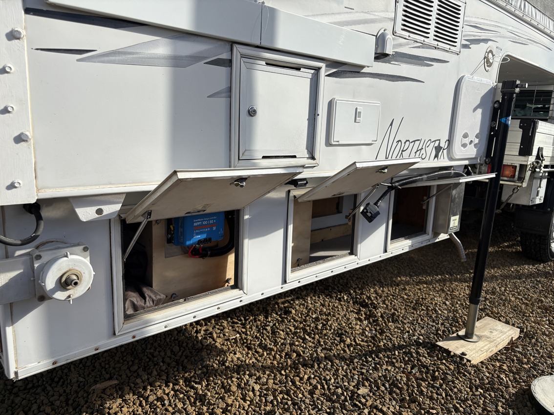 2007 Northstar 720 slide on Camper 7ft2in fully refurbished pop top 2024