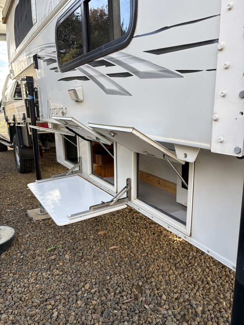 2007 Northstar 720 slide on Camper 7ft2in fully refurbished pop top 2024