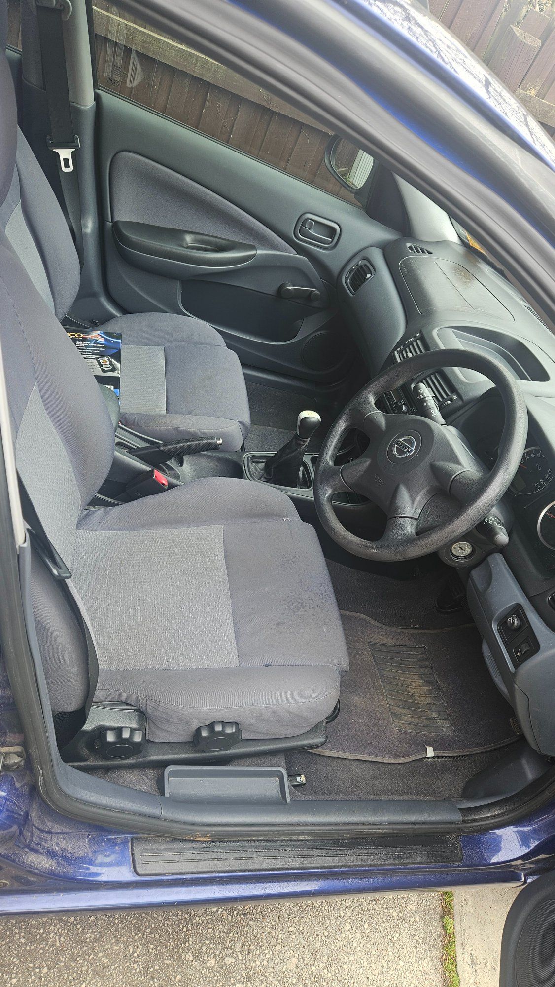 2004 Nissan Pulsar