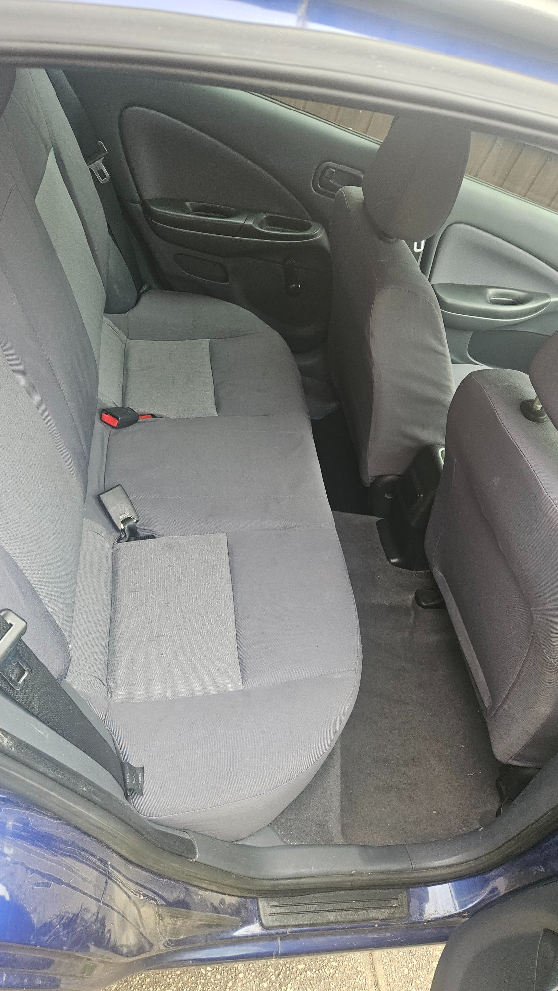 2004 Nissan Pulsar