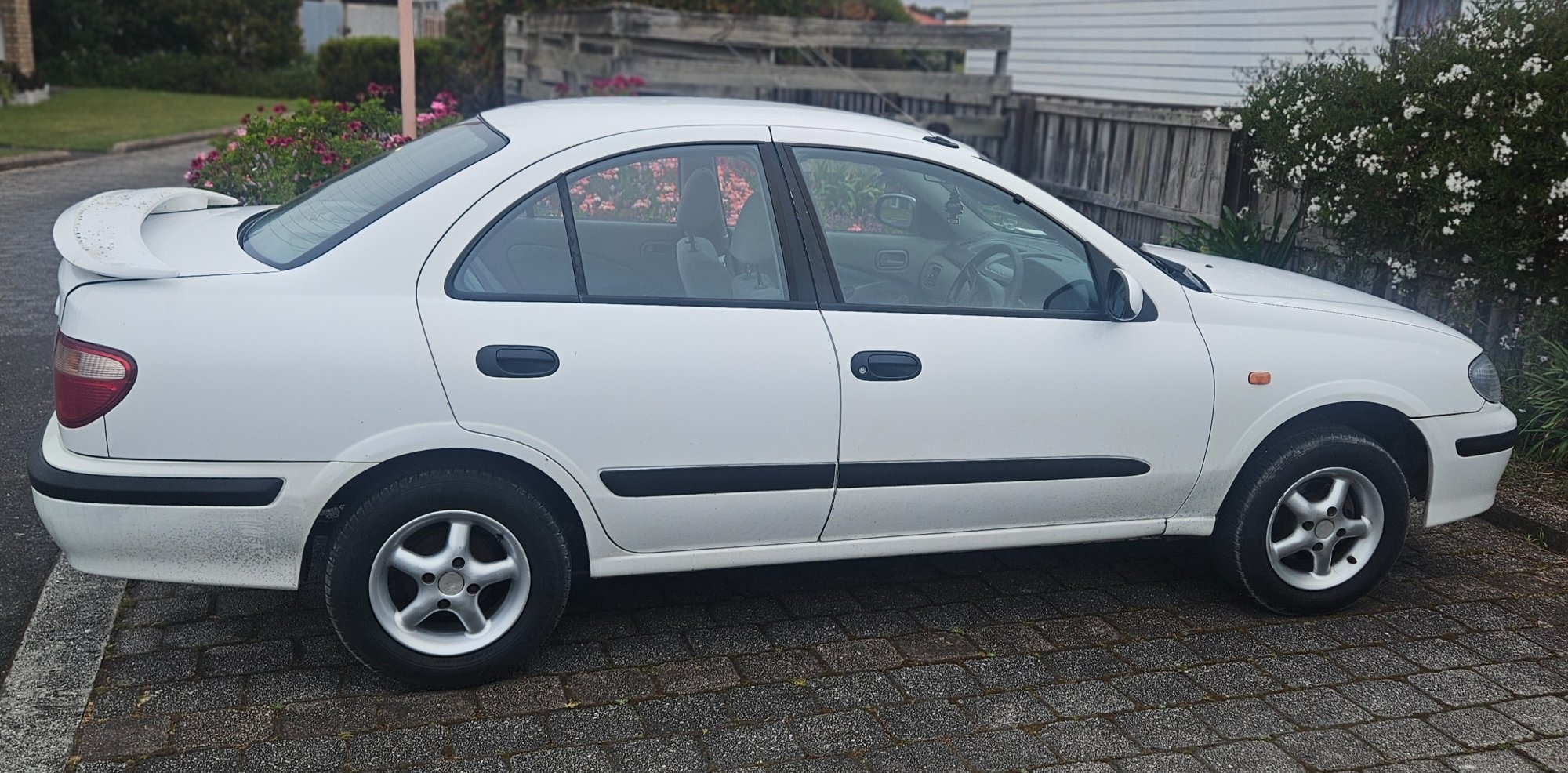 2003 Nissan Pulsar