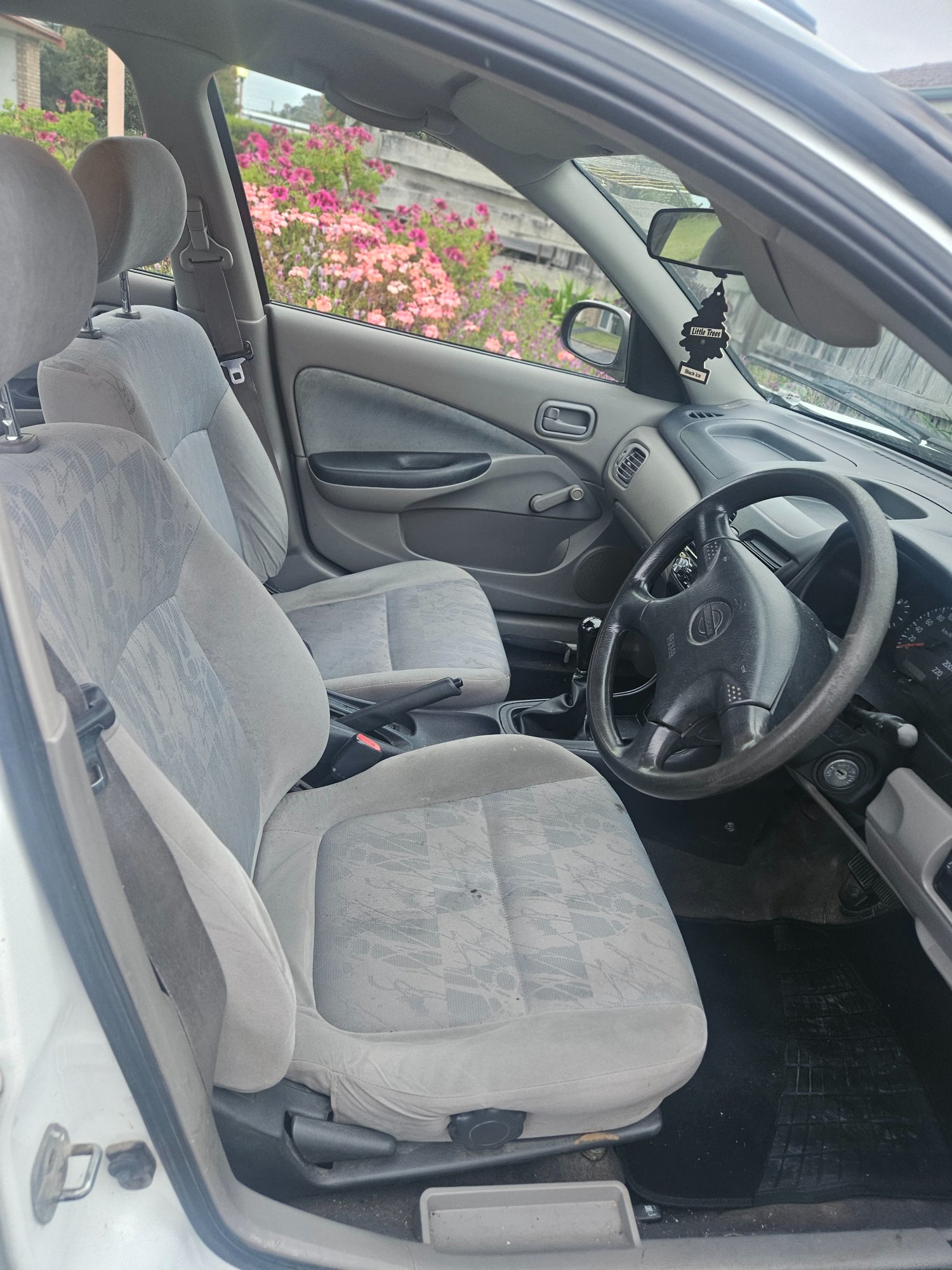 2003 Nissan Pulsar
